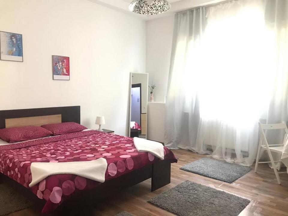 Luxury Apartament Apartment Bucharest Exterior photo