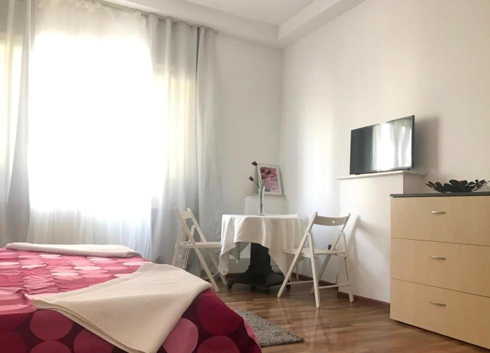 Luxury Apartament Apartment Bucharest Exterior photo